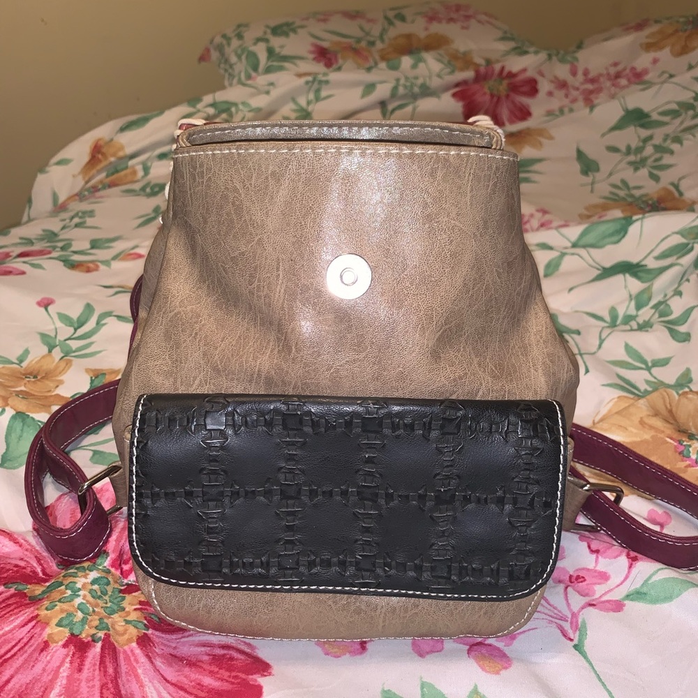 Small backpack - Picture 5 of 7